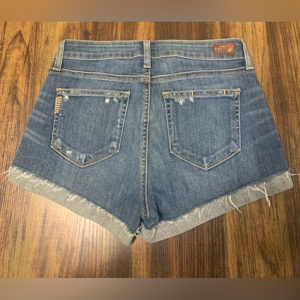 PAIGE Blue Distressed Denim Cutoff Jimmy Jimmy Shorts Sz 25 NWOT - Picture 4 of 14